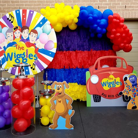 Wiggles Birthday Party Decoration, Wiggles Themed Birthday Party, The Wiggles Birthday Party Ideas, Wiggles Birthday Party, Wiggles Cake, Animal Cartoons, Wiggles Birthday, Baby Birthday Themes, The Wiggles