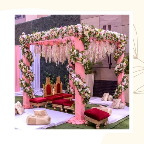 Mrg Mandap Decoration, New Mandap Designs, Bedi Mandap Decoration, Simple Mandap Decor Indian At Home, Marriage Mandap Decoration Indian Indoor, Weeding Decoration Mandap, Mandap Ideas Indoor, Mandap Decoration Wedding, Flower Mandap Decoration