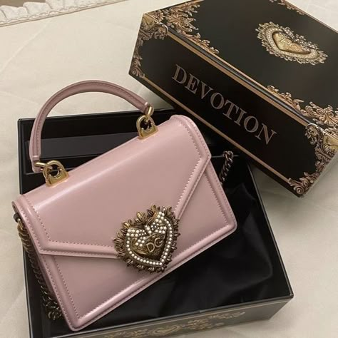 Luxury Bags Collection, Aesthetic Bags, Women Purse, Girly Bags, Dream Bags, Luxury Purses, Fancy Bags, Dolce E Gabbana, Pretty Bags