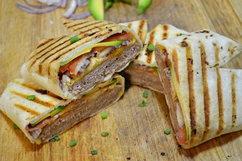 Cali Turkey Burger Quesadillas Burger Quesadilla, Easy Ground Turkey Recipes, Turkey Quesadilla, Quesadilla Burgers, Dorm Cooking, Ground Turkey Recipes Easy, Turkey Meatball, Turkey Meatball Recipe, Meatball Recipe