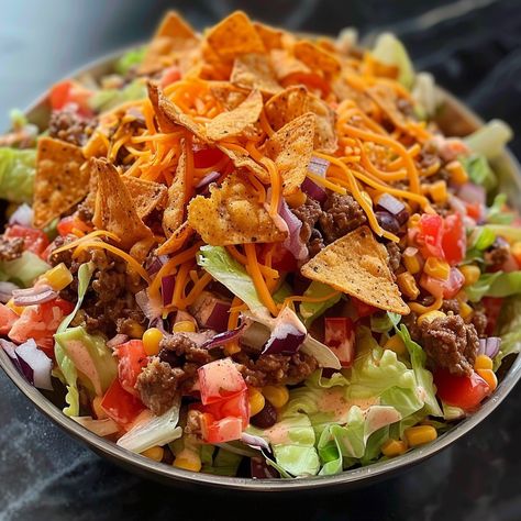 How to Make Doritos Taco Salad At Home Taco Salad With Ranch Dressing, Doritos Taco Salad, Dorito Taco Salad, Salad With Ranch, Dorito Taco, Taco Salad Doritos, Doritos Taco, Loaded Baked Potato Casserole, Turkey Taco Salad