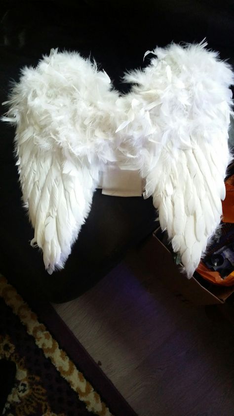 Small Angel Wings Costume, Paper Angel Wings Diy, Diy Angel Wings Easy, Fluffy Angel Wings, Kids Angel Wings, Angel Wings Diy, How To Make Wings, Angel Wing Crafts, Cupid Costume