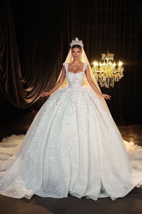 Sleeve Bride Dress, Shiny Wedding Dress, Belle Wedding Dresses, Sequins Wedding Gown, Wedding Dress Types, Princess Line, Dream Wedding Decorations, Fairy Tale Wedding Dress, Sequin Wedding