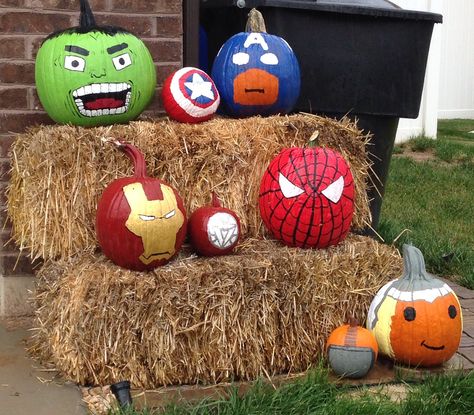 Halloween pumpkins! The Avengers! Avenger Pumpkin Painting, Marvel Painted Pumpkins, Avengers Pumpkin Painting, Superhero Pumpkin Painting, Pumpkin Painting Ideas Marvel, Marvel Pumpkin Painting, Marvel Pumpkins, Carving Pumpkins Easy, Superhero Pumpkin