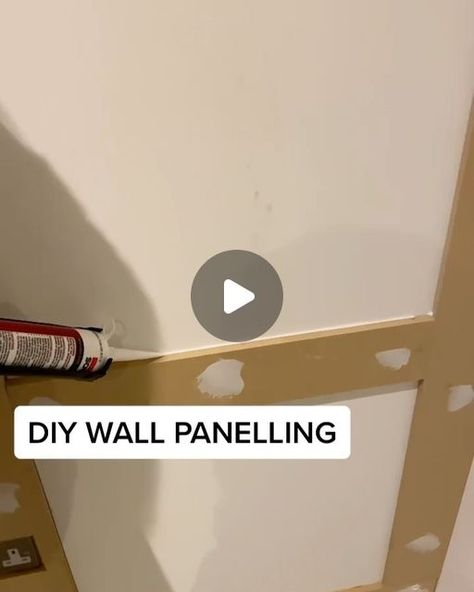 Monochrome Home Decor, Wall Paneling Diy, Wall Panelling, Grey Home Decor, Instagram Diy, Great Love, Diy Wall, Diy Wall Decor, Wall Panels