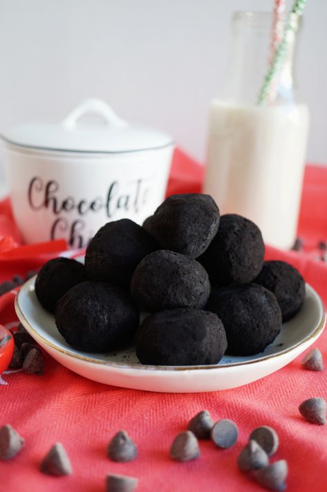 lumps of coal {dark chocolate truffles} | The Baking Fairy Lumps Of Coal, Oreo Recipe, 4 Ingredient Recipes, Dark Chocolate Truffles, Edible Gifts, Festive Treats, 4 Ingredient, Cake Tasting, Vegan Cooking