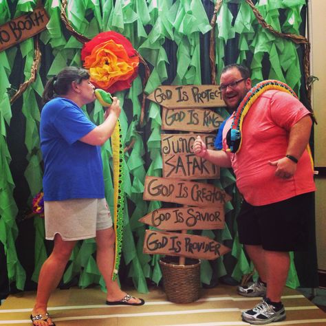 Jungle Safari VBS Bremen1st UMC Lifeway Vbs, Jungle Decorations, Vbs Themes, Vbs Crafts, Jungle Party, Map Decor, Vacation Bible School, Safari Party, Safari Theme