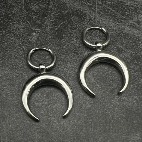 Gothic Hip hop Style Moon Big Circle Drop Hook Earrings - Temu Lunar Jewelry, Horn Earrings, Punk Earrings, Earrings Aesthetic, Crescent Moon Earrings, Goth Jewelry, Big Rings, Estilo Hip Hop, Jewelry Show