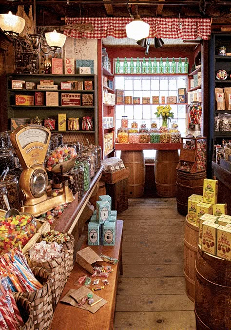 Old Sweet Shop Aesthetic, General Store Merchandising, Old Country Stores Ideas, Meat Market Design Ideas, Vintage Mercantile Old General Stores, Country General Store, Country Store Aesthetic, Old General Store Ideas, Small Country Store