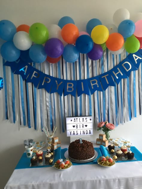 Birthday Backdrop At Home, Easy Birthday Party Decorations, Birthday Decoration Ideas At Home, Cake Table Decorations Birthday, Happy Birthday Decoration, Birthday Party Decoration Ideas, Birthday Party Images, Boys Birthday Party Decorations, Birthday Decorations At Home