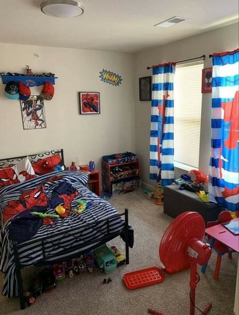 Toddler Room Inspo Boy, Spiderman Toddler Room, Spiderman Bedroom Ideas, Spiderman Room Ideas, Toddler Boy Room Themes, Spiderman Room Decor, Spiderman Bedroom, Boy Room Themes, Spiderman Room