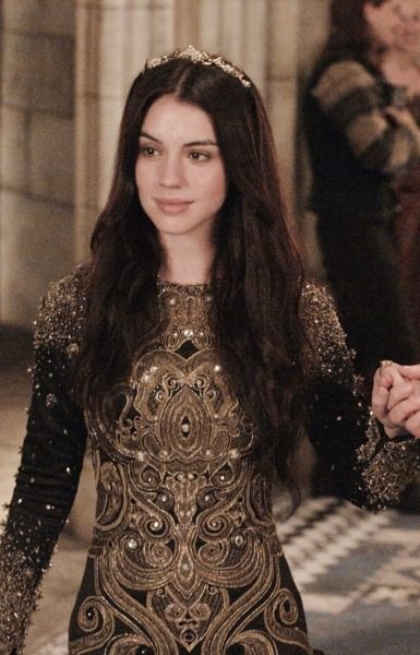 Reign Outfits, Marie Stuart, Reign Mary, Reign Fashion, Reign Dresses, Mary Dress, Mary Stuart, Adelaide Kane, Mary Queen Of Scots