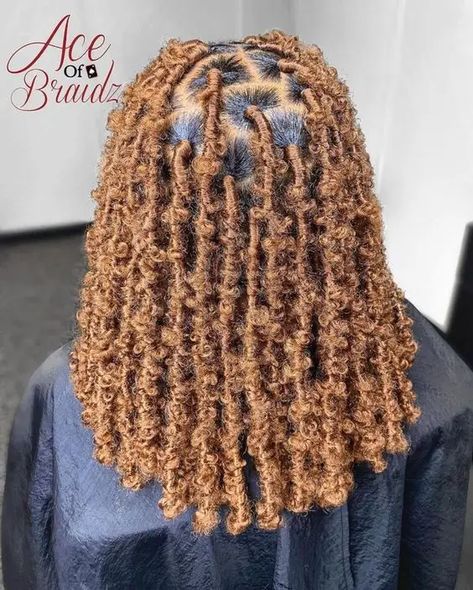 Butterfly Locs: Everything to Know About This Hairdo Short Colored Faux Locs, Foxlocs Braids, Short Fox Locs Hairstyles, Butterfly Locks Short, Crochet Hair Styles Faux Locs Braids, Goddess Faux Locs With Color, Locks Braids Faux Locs, Faux Locs Hairstyles With Color, Locs Long Hairstyles