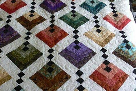 Hanging Garden Quilt - Tutorial Hanging Garden Quilt, Garden Quilt Pattern, Quilt Pattern Free, Irish Chain Quilt, Hanging Gardens, Charm Quilt, String Quilts, Rainbow Quilt, Quilt Tutorial