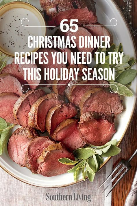 Christmas Dinner Crowd, Pioneer Woman Christmas Dinner, What To Bring For Christmas Dinner, Christmas Menu Dinner, What To Eat For Christmas Dinner, Christmas Menu Ideas Holiday Foods, Christmas Dinner Large Crowd, Winter Holiday Food Recipes, Easy Meals For Christmas Dinner