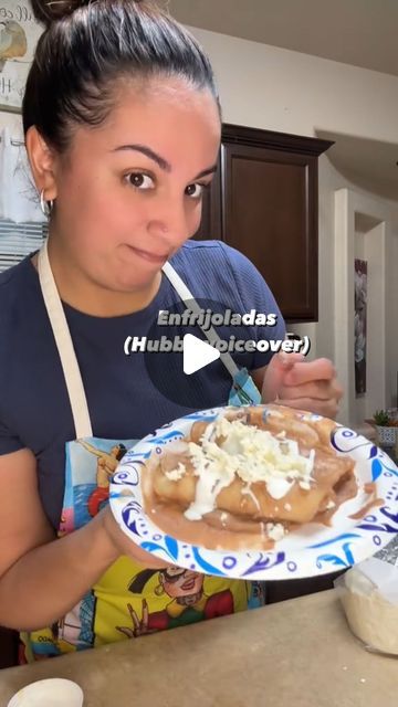 38K views · 4.6K likes | Leo Vargas on Instagram: "This is a series where Charles starts to realize my huevona ways 😅😅 Charles actually asked me for these enfrijoladas. He loves them, even though it gives him “gas” 🤣.  Do yall like these or is he boring? 😂😂  Enfrijoladas: Beans/Frijoles Milk (a little to make it creamy and more liquidy) Chicken bouillon to taste Tortillas Cheese  #elpaso #elpasofoodies #elpasotx #enfrijoladas #frijoles #beans #tortillas #cheese #queso #quickmeals #comidarapida #recetasfaciles #recetascaseras #esposo #husbandreacts #husband #voiceover #mexican" Enfrijoladas Mexican, Enfrijoladas Recipe, Cheese Queso, Chicken Bouillon, Tortillas, Mexican Food, Quick Meals, A Series, Ask Me