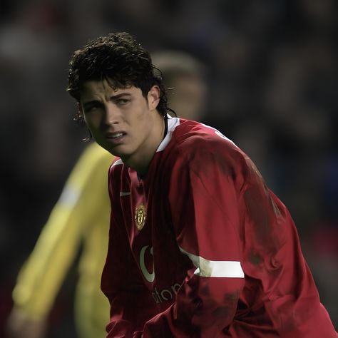 Ronaldo Old Pic, Cristiano Ronaldo Sui, Cristiano Ronaldo Pfp, Ronaldo Man Utd, Ronaldo Aesthetic, Ronaldo Icon, Ronaldo 2008, Ronaldo Young, Young Ronaldo