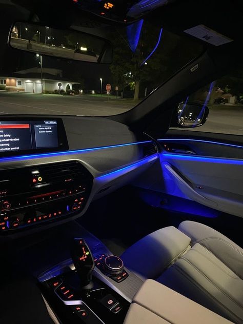 Aesthetic Car Interior, مرسيدس بنز, Aesthetic Car, Luxury Car Interior, Lux Cars, Late Night Drives, Jaguar Xe, Car Inspiration, Luxury Lifestyle Dreams