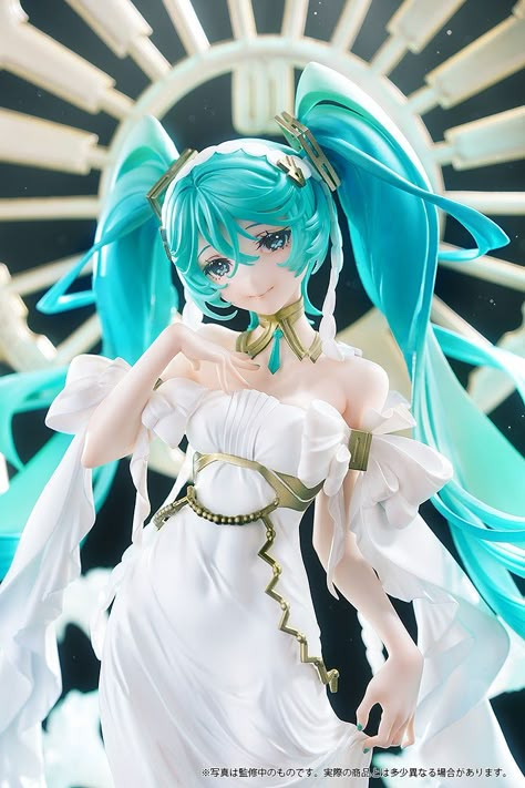 Preorder open💙🪽💚: 1/7 Character Vocal Series 01: Hatsune Miku feat. Yoneyama Mai (Good Smile Company) PO end date: 12/10 Shop from: www.y-amita.com -> Series -> Hatsune Miku . . #hatsunemikufigure #hatsunemiku #scalefigure #yamitahobby #goodsmilecompany #goodsmile #yamitafigure #yamita #figures #animefigure Pose Reference For Art, Miku Modules, Yoneyama Mai, Figures To Draw, Vocaloid Figures, Cute Anime Figures, Miku Art, Miku Figures, Miku Figure