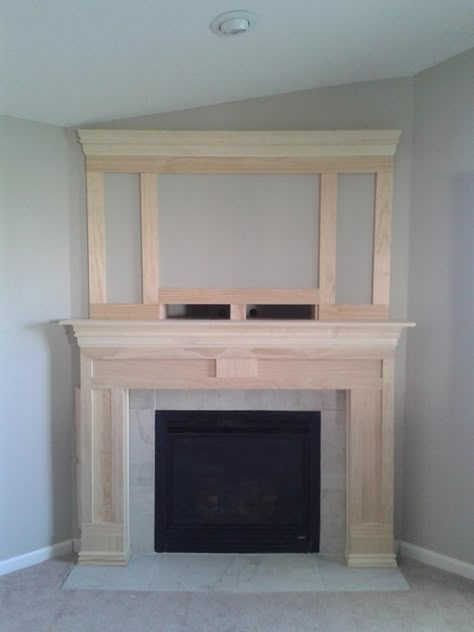 Mantle Remodel, Modern Fireplace Mantles, Modern Fireplace Mantle, Diy Fireplaces, Diy Fireplace Mantel, Fireplace Makeovers, Diy Fireplace Makeover, Fireplace Redo, Build A Fireplace