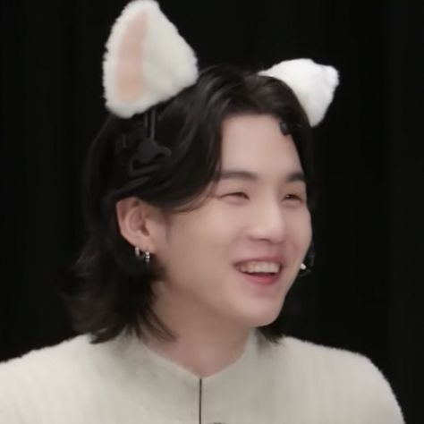 Cute Yoongi Icons, Suga As A Cat, Yoongi Cute Fanart, Yoongi Cat Ears, Yoongi As A Cat, Yoongi With Cat, Min Yoongi Cat, Kpop Cat Ears, Cat Yoongi