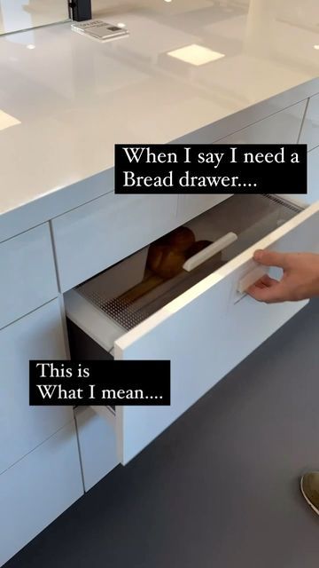 Bread Drawer, Bread Boxes, Bread Box, Organize Declutter, Declutter, Life Hacks, Love This, Drawers, Dream House