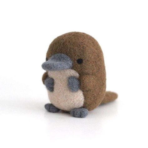 Felted Figurines – Page 17 – Wild Whimsy Woolies Cute Things To Needle Felt, Wool Felt Animals, Needle Felt Bear, Wool Felting Animals, Needle Felted Cat, Needle Felting Diy, Needle Felting Projects, Cute Stuffed Animals, Needle Felted Animals