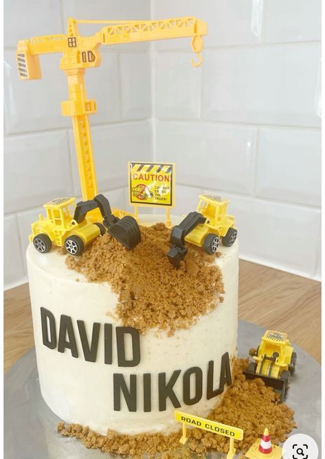 Construction Grooms Cake, Building Cake Ideas, Kids Construction Cake, Excavator Cake, Building Cake, Tractor Birthday Cakes, Simple Birthday Cake Designs, Digger Cake, Construction Birthday Cake