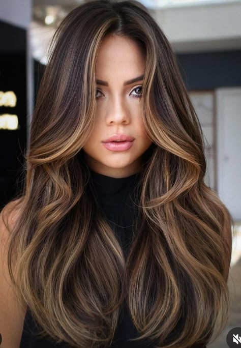 Brown Hair With Caramel, Balayage Hair Caramel, Trendy We Fryzurach, Brown Hair With Caramel Highlights, Rambut Brunette, Hair Contouring, Brown Hair Looks, Brown Hair Inspo, Brunette Balayage