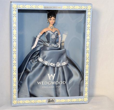 Barbie Limited Edition, Limited Edition Barbie, Vintage Barbies, Barbie Collector Dolls, Disney Princess Dolls, Doll Plushies, Barbie Fashionista Dolls, Im A Barbie Girl, Victorian Dolls