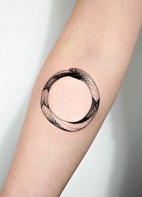 Oroboros Tattoo Minimalist, Ourobos Tattoo, Ourabouras Tattoo, Ouroboros Embroidery, Ouroboros Aesthetic, Ouroboros Tattoo Minimalist, Oroborous Tattoo, Ouroboros Drawing, Ouroboros Tattoo Design