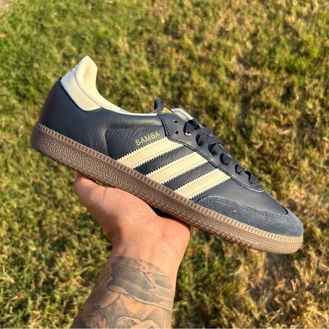 Adidas Samba Og Night Navy Gum *Brand New *Size 9 , 10 , And 10.5 Men Available *Og Box *100% Authentic Sku Ct111 Blue Adidas Samba, Dark Blue Sambas, Navy Gum Adidas, Adidas Samba Navy Blue, Adidas Sambas Blue, Gum Brands, Sambas Adidas, Samba Adidas, Adidas Samba Og