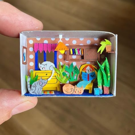 Matchbox Crafts, Posca Marker, Candy Land Christmas Tree, Candy Land Christmas Decorations, Christmas Float, Candyland Decorations, Christmas Outdoor, Paper Art Craft, Diy Candy