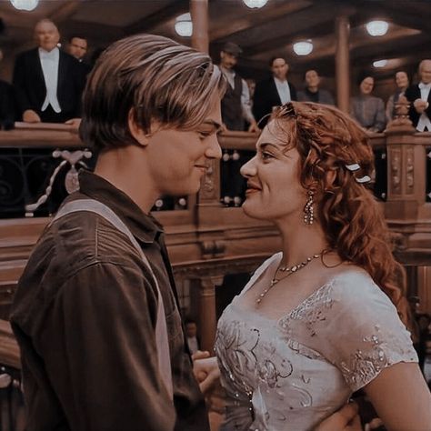 Photo of Jack and Rose Titanic Poster, Carter Smith, Leo And Kate, Maxon Schreave, Titanic History, Jack Rose, Beau Film, Leonardo Dicaprio 90s, Jack Dawson