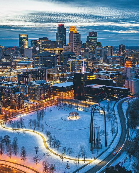 Capture Minnesota on Instagram: “⛄️ Good Metal Snow. Photo by @lpvisuals” Minneapolis Snow, Minnesota Aesthetic, City Skyline Wallpaper, Minneapolis Downtown, Downtown Pictures, Minnesota Photography, Minneapolis Skyline, Minneapolis City, Minnesota Travel