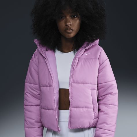 Nike Sportswear Classic Puffer Women's Therma-FIT Loose Hooded Jacket Hot Pink Winter Coat, Pink North Face Puffer, Aaliyah Core, Nike Puffer Jacket, Pink Winter Coat, Nike Coat, North Face Puffer Jacket, Black And White Nikes, Nike Zip Up