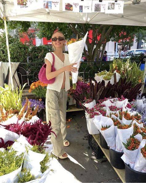 Farmers Market Outfit Summer, Market Outfit Summer, Flea Market Outfit, Barbecue Outfit, Summer Vacation Clothes, Short Set Outfit, Hot Day Outfit, Market Outfit, Farmers Market Outfit