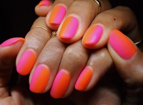 Neon, ombré nail art is all over Instagram right now. Here, find the best & brightest inspiration for your next manicure. Nails Beige, Extra Nails, Faded Nails, Neon Nail Art, Gucci Nails, Graduation Nails, Trendy Nail Art Designs, Nail Art Designs Summer, Nail Art Ombre