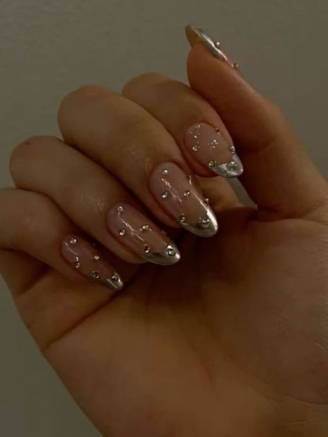 Chrome Tips with Gems Silver Sparkle Nails, Iridescent Nail Polish, Chrome Tips, Nye Nails, January Nails, Nails Now, Sparkle Nails, Gem Nails, Sparkly Nails