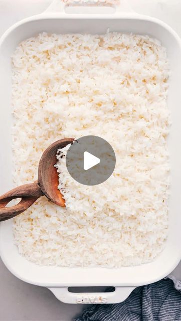 Chelsea Lords on Instagram: "🍚 Tired of mushy white rice and babysitting it on the stovetop? Well, I’ve got the secret to the BEST hands-off, fluffy white rice. The secret? Baking it! 🤯 Throw uncooked rice in a baking dish and into the oven; game changer! 🎉

Seriously, it’s that easy! And another thing I love? It makes a huge batch - perfect for meal prepping or using throughout the week! Enjoy! 🥳

Comment “RICE” to get the full recipe in your DM’s 💌

Here’s what you’ll need:
🛒 Foil (2 sheets regular or 1 sheet heavy duty)
🍚 2-2/3 cups rice
🧂 1-1/4 teaspoons salt
🧈 2 tablespoons unsalted butter
💧 5-1/2 cups boiling water" Fluffy White Rice, Easy Rice, Easy Rice Recipes, Meal Prepping, Baking Dish, Boiling Water, White Rice, Rice Recipes, Unsalted Butter