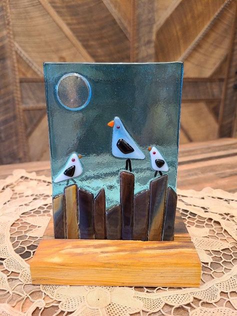 Glass Panel Art, Beach Fused Glass Ideas, Full Fused Glass Ideas, Fused Glass Seagulls, Fused Glass Animals Ideas, Fused Glass Panels, Beginner Fused Glass Projects, Infused Glass Ideas, Fused Glass Suncatcher Ideas