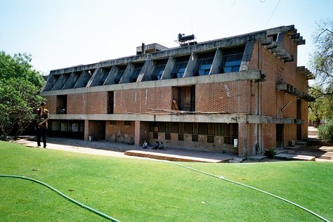 Cept University Ahmedabad, Wall Treatments, Ahmedabad, Architects, Soccer Field, University, Technology, Architecture, Wall