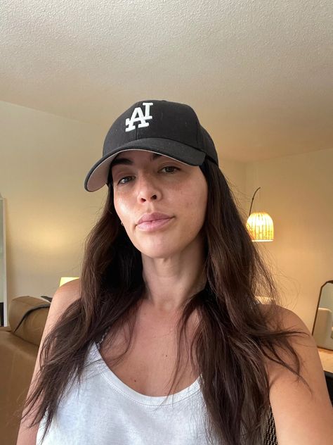 Testing TikTok's Headband Hat Hack: See Photos | POPSUGAR Beauty Outfits With Hats Ball Caps, Cute Outfits With Baseball Caps, Hair With Baseball Hat, How To Wear A Baseball Hat, Ball Cap Hairstyles, Women Baseball Cap Outfit, Hair With Hat, Baseball Hat Hairstyles, Baseball Cap Hairstyles