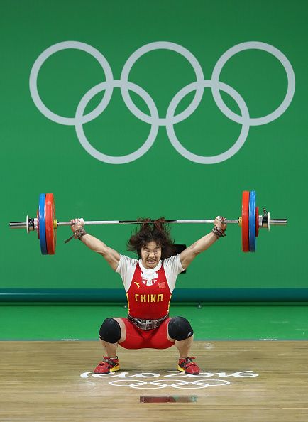 #RIO2016 Yanmei Xiang of China lifts during the Women's 69kg Group A weightlifting contest on Day 5 of the Rio 2016 Olympic Games at Riocentro Pavilion 2 on... Games Photography, Weightlifting Competition, Olympic Theme, Newcastle University, 2016 Olympic Games, Olympic Torch, Summer Olympic Games, Rio Olympics 2016, Paralympic Games