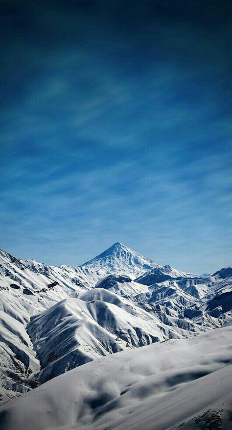 Damavand Mountain, Mount Damavand, Iran Beauty, Imam Reza Shrine Photography, Wolf Queen, Iran Nature, Mountain Snow, Iran Travel, Mountain Wallpaper