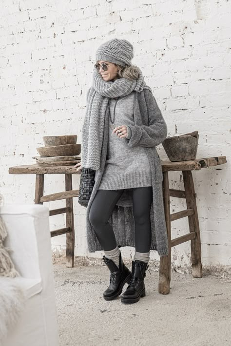 Hygge Clothing Style, Hygge Fashion Women, Hygge Clothes, Hygge Outfit, Hygge Clothing, Vetement Hippie Chic, Hygge Fashion, Hygge Style, Mode Casual