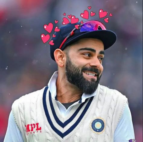 Virat Kohli Smile Pic, Virat Kohli Pfp, Virat Kohli Dp, Mahi Virat, 8k Wallpaper For Mobile, I Love Cricket Images, Sara Tendulkar, Virat Kohli Portrait, Cricket Images