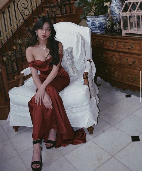 Villian Era Outfits, White Beach Wedding Dresses, Burgundy Prom Dresses, Burgundy Prom, Preppy Dresses, Burgundy Prom Dress, Prom Dress Inspiration, Prom Looks, Prom Dresses Online