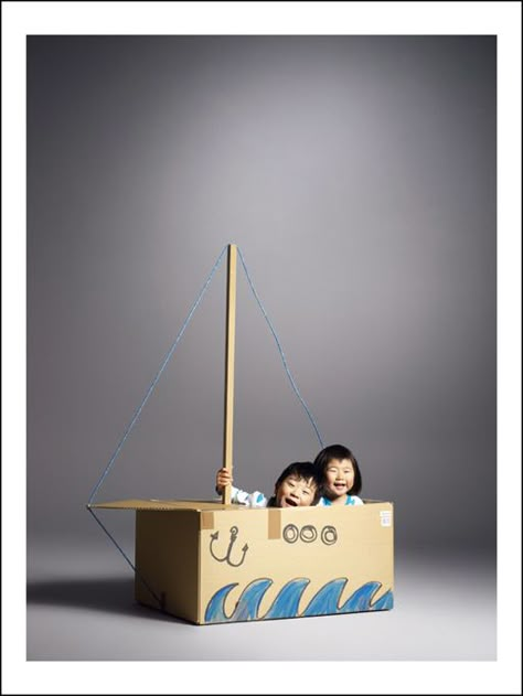 // diy cardboard sailboat Boat Activities, Mommo Design, Cardboard Crafts, Kids' Room, Diy Toys, Creative Kids, Little People, Craft Activities, Cardboard Box