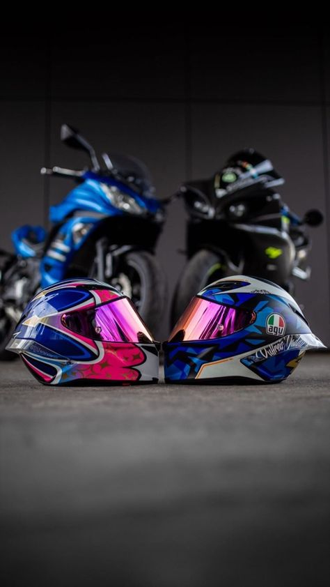 Agv Helmet Wallpaper, Ricky Wallpaper, Helmet Wallpaper, Agv Helmet, Moto Wallpapers, Agv Helmets, Racing Apparel, Biker Helmets, Biker Photoshoot